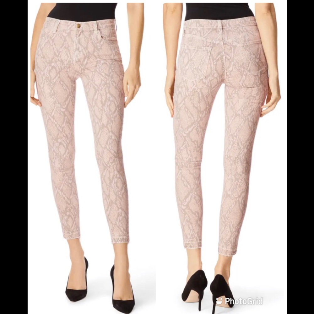 • J Brand • Alana Snakeskin Skinny Crop Jeans • 26